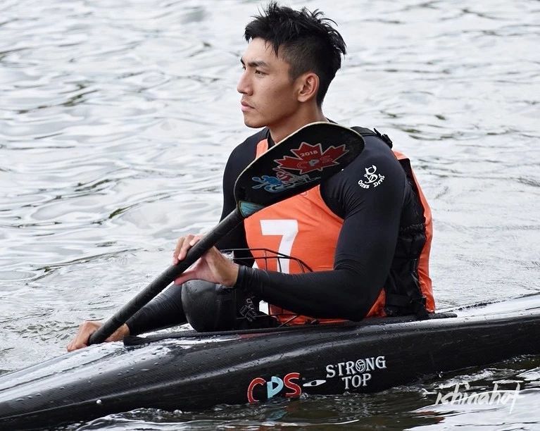185CM+直男轻艇运动员，湿身照太A，据说18+！ - 图8