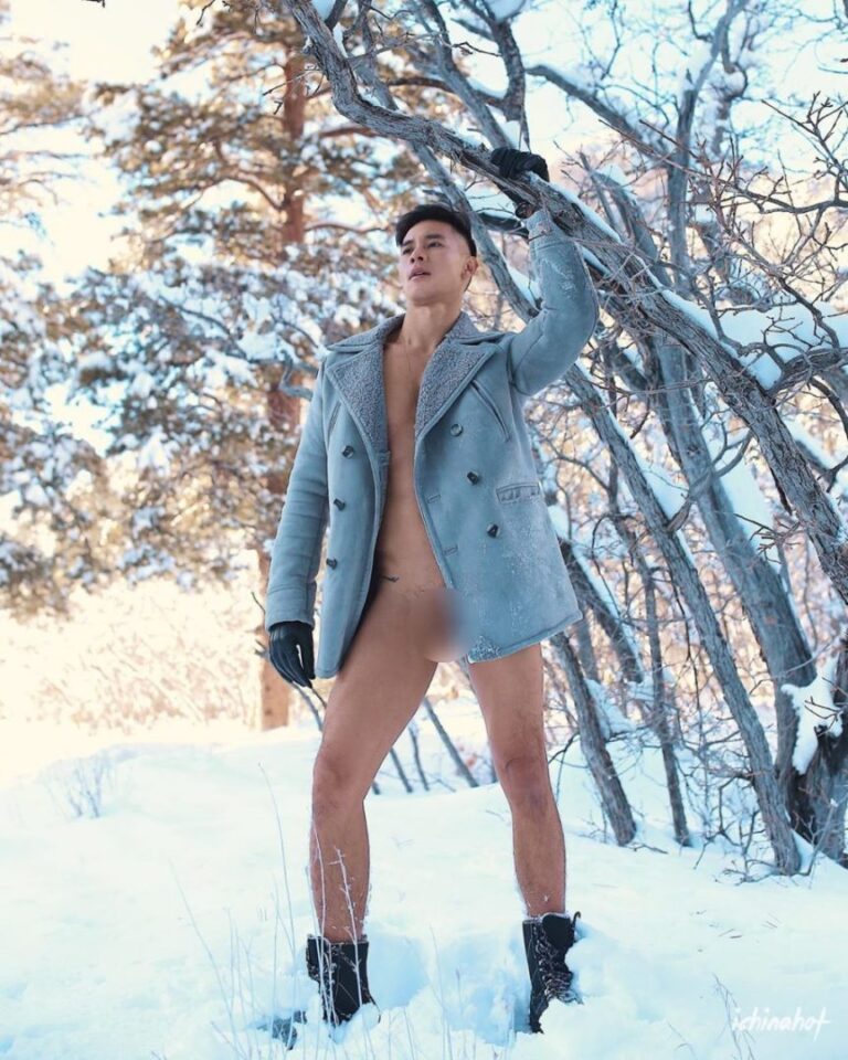 越南最火肌肉帅哥男星胡永科大尺度裸照 - 图2