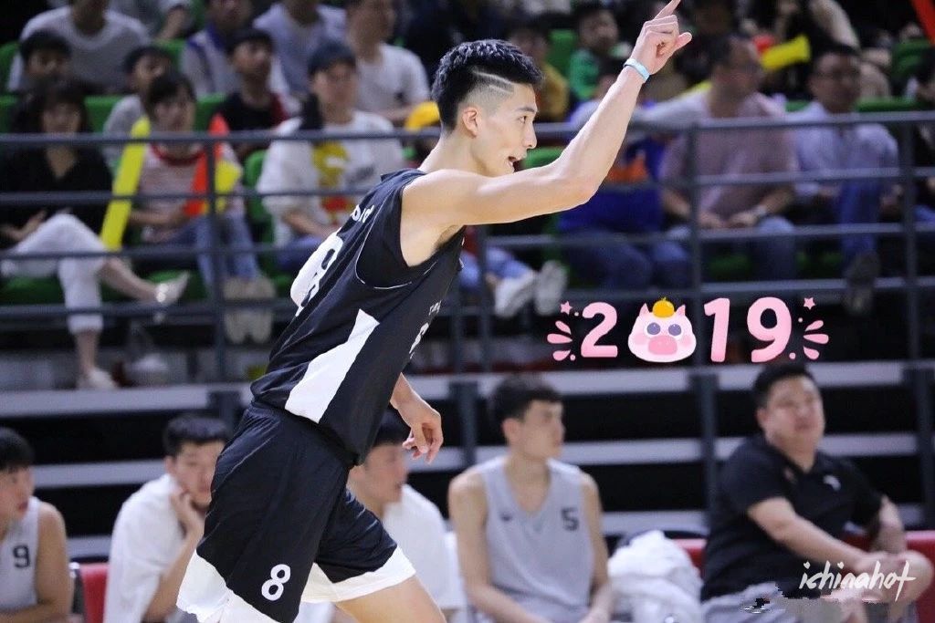 2米05汕大篮球体育生，极品长腿腿控福利 - 图8
