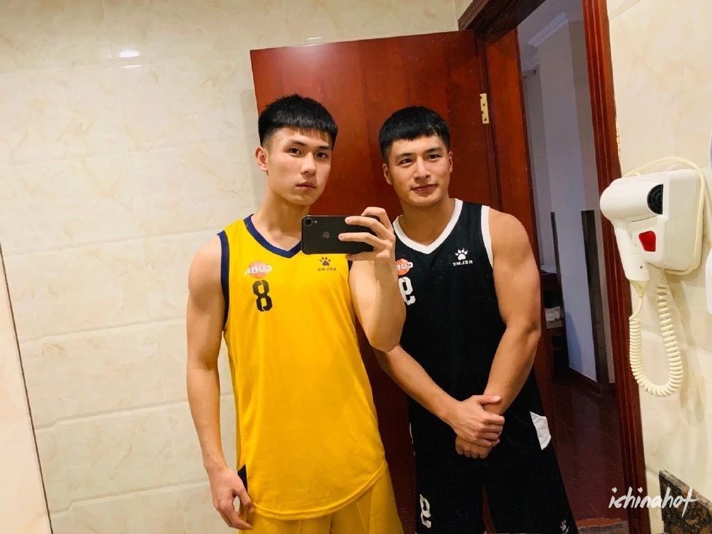 185cm+山东篮球体育生大弟弟，非常大强攻范儿 - 图4
