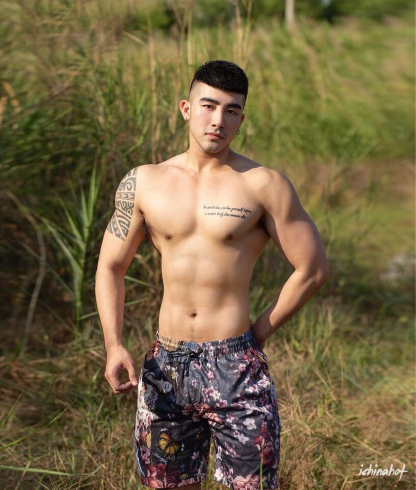 越南同志天菜GAY网红纹身帅哥Lục Triều Vỹ超大一包，18+ - 图2