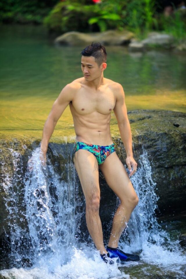 体育生壮硕巨物太大撑破内裤，20cm才是真宝藏男孩！ - 图5