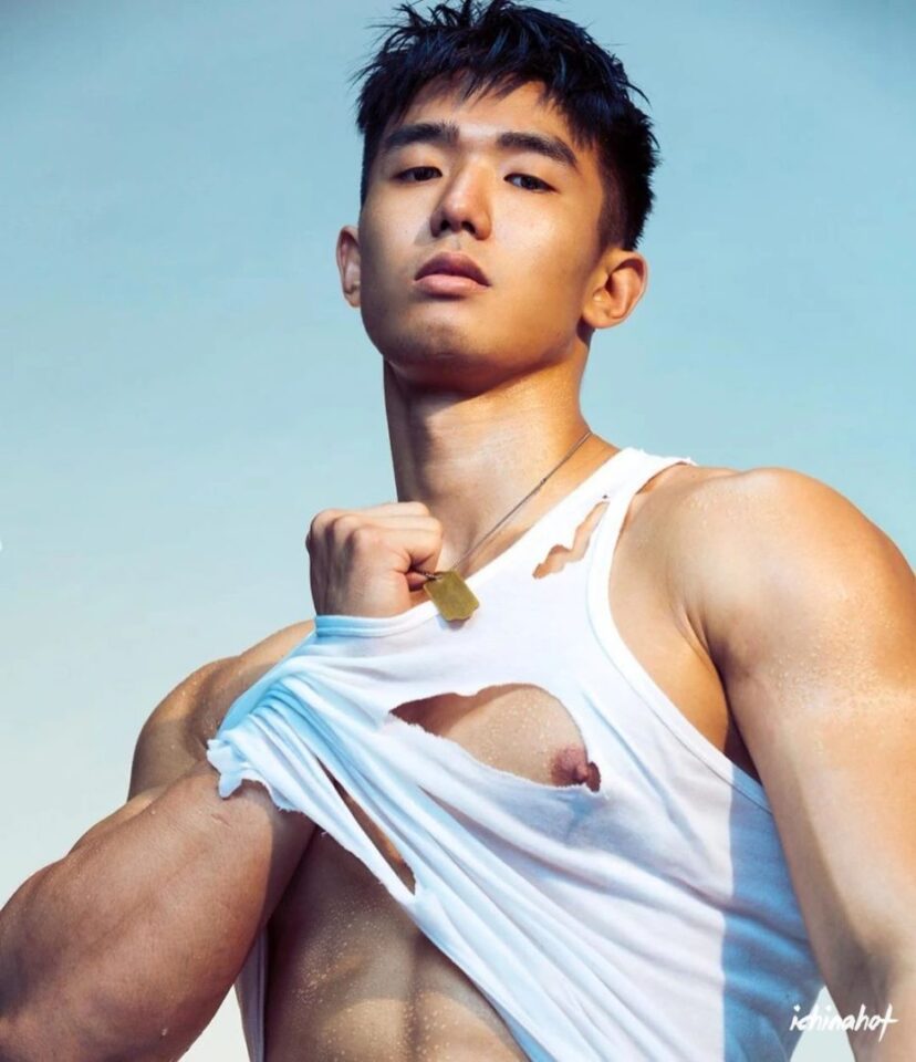 晏人物又出了个体育生大狼狗，天菜级养眼+美好肉体！ - 封面图