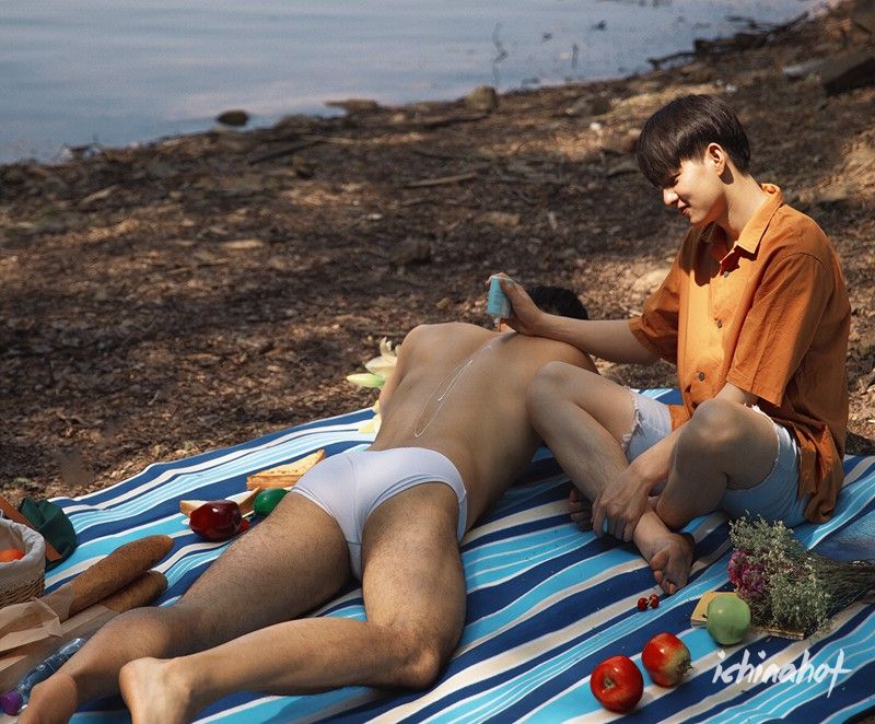 青春帅哥和成熟男人纯情CP照 - 图7