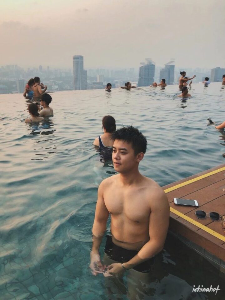 民航奶狗帅哥正装诱惑太A了，网友却说他是肌肉受？ - 图11