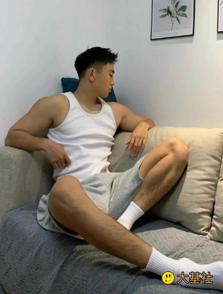 188cm的超级极品白袜帅哥，SM看了都爱 - 图6