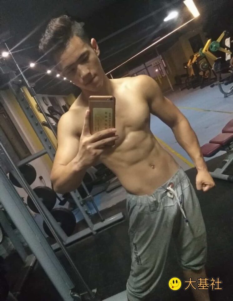 抖音健身肌肉帅哥私拍！极品直男斗兽场江西体院Picas - 图6