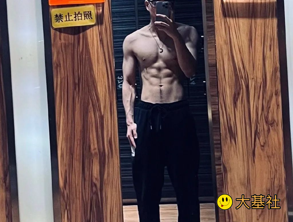 187cm超大包爷们体育生，寸头痞帅爱了爱了 - 图10