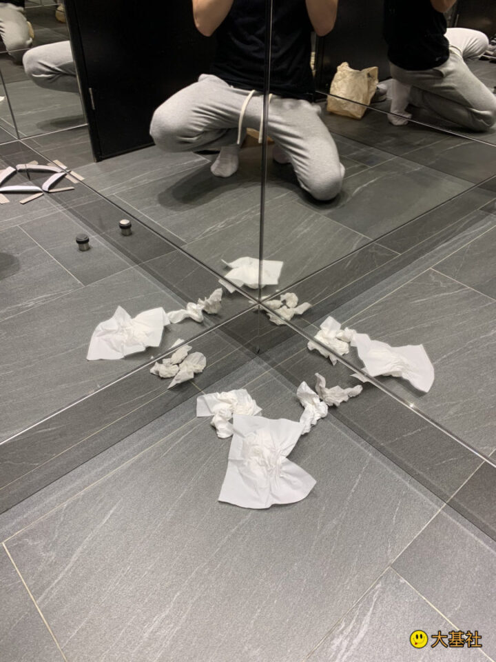 [大基社2022.6]喜欢暴露的18㎝的体育生自拍合辑 - 图1