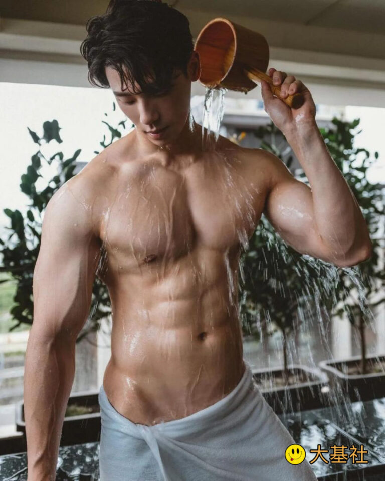 精壮的大肌霸混血健身男模特，期待他的新作 - 图4