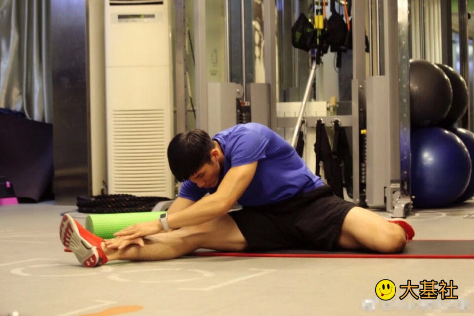 [大基社2022.7]天菜级别17练体育帅哥熊XX - 图3