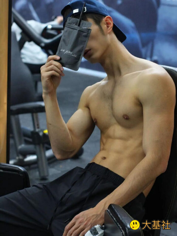 听说毛多的山东肌肉男特别猛？ - 图11