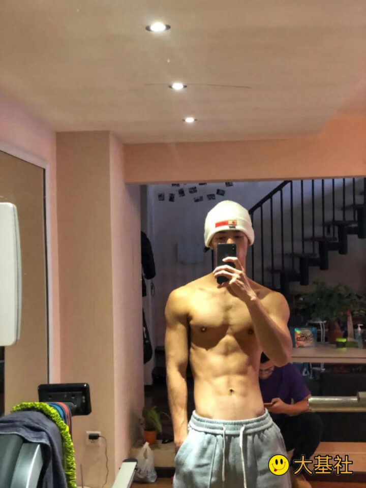 听说毛多的山东肌肉男特别猛？ - 图4