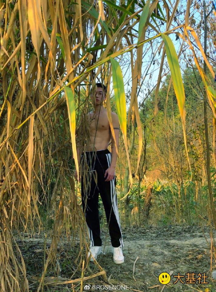 成都大牌网红ROSENONE珍藏合辑 - 图2