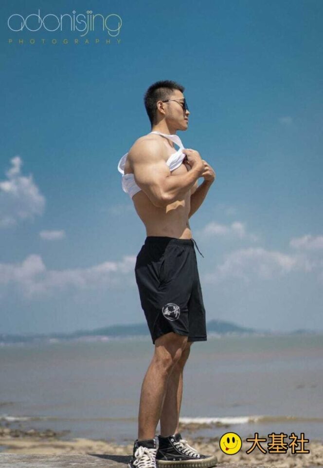 [ADONISJING]巨蟒体育生 沙滩巨兽全见版（两册）合辑下载 - 图3