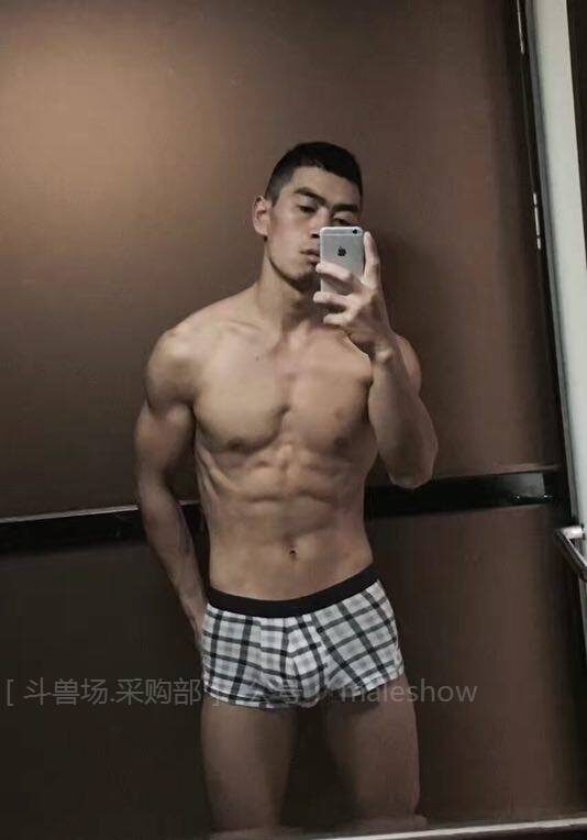 斗兽场Maleshow贵州猛男巨根健身教专访合集 - 图2