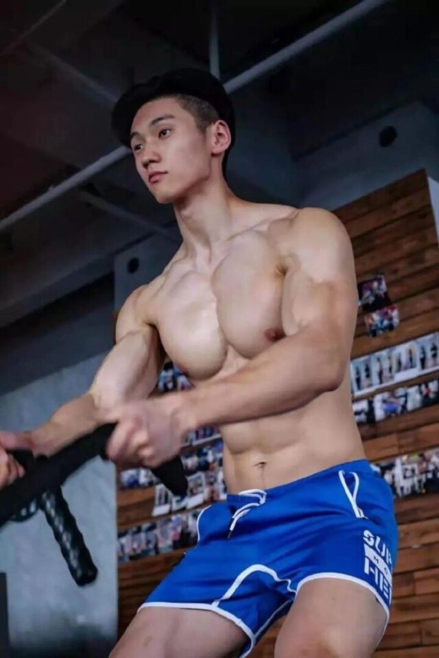 185cm江苏直男健身教练，这肌肉线条太牛 - 图4