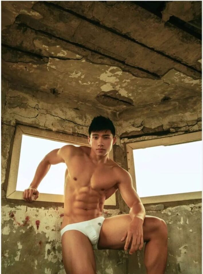 健身教练的私人户外写真，肆意散发着野性荷尔蒙 - 图10