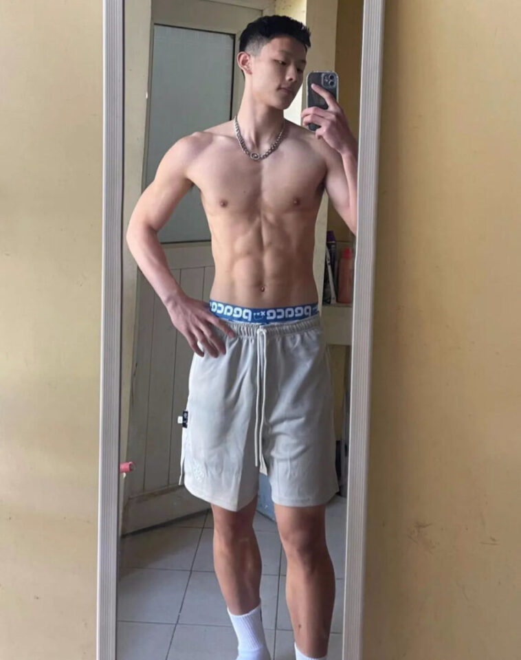 [动图]这种阳刚纯爷们直男健身教练，真的很香