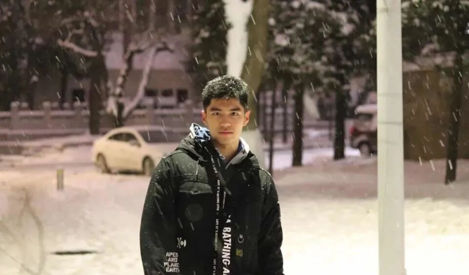 这样的男友怎么样？来自北大的学霸帅哥脱了，太让人心动了！ - 图11