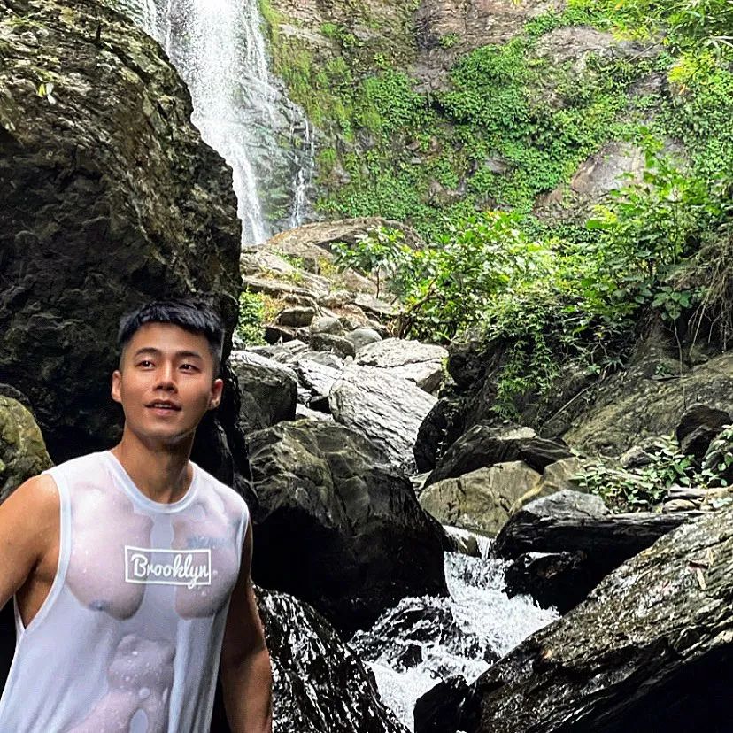 超帅又可愛的地勤小哥！拍写真大片传出绯闻？ - 图9