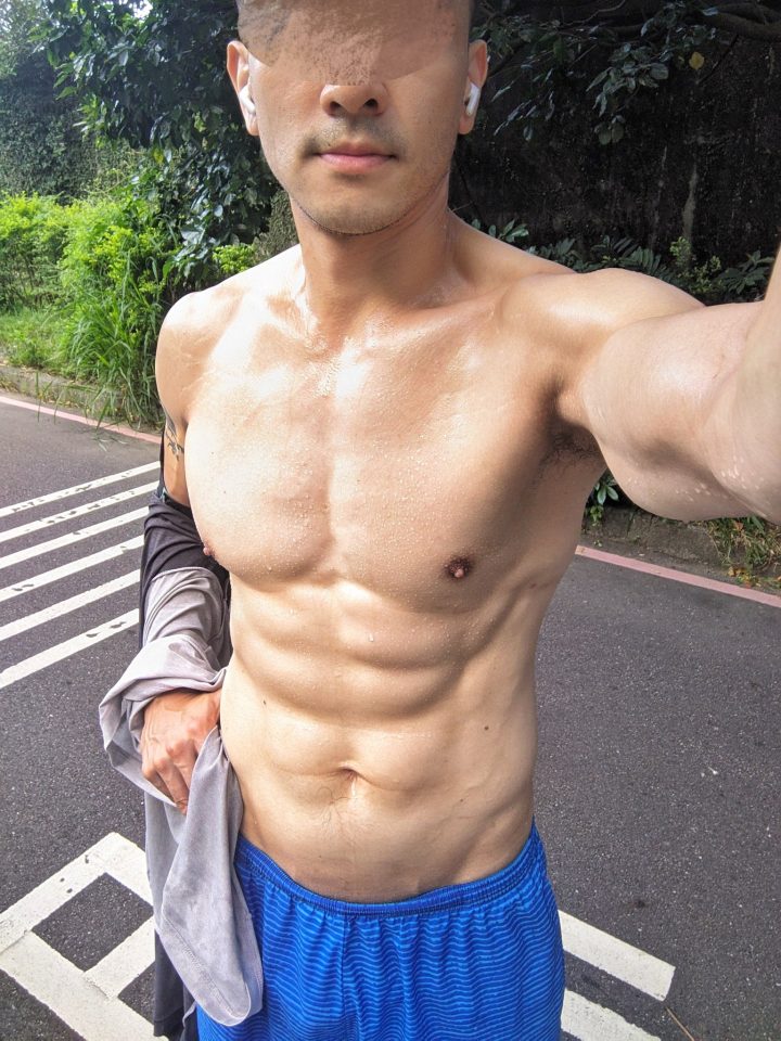 重磅资源合辑！185篮球体育生Joseph极品网黄资源合辑包含ONLYFANS - 图5